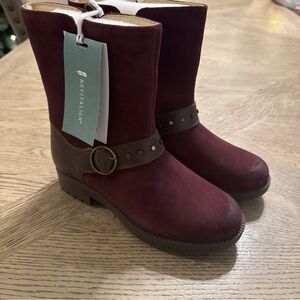 REVITALIGN Draper Black Fashion Boot Women's Size 6B